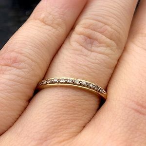 Dainty diamond ring